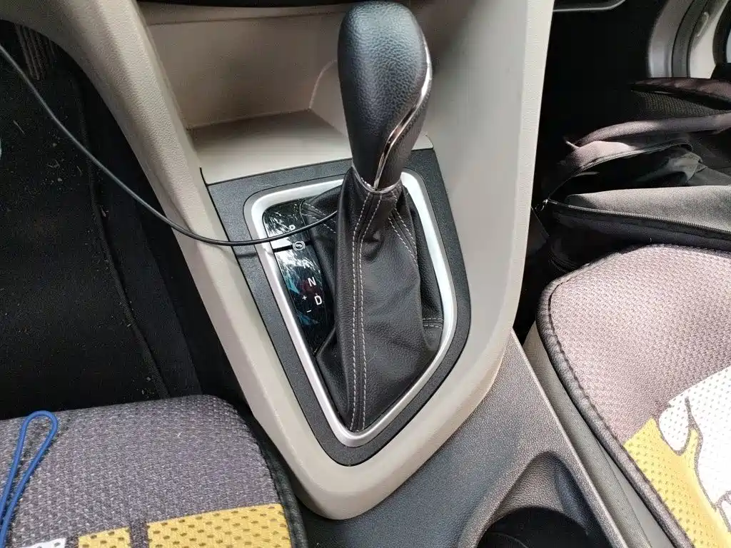Buick Excelle — миниатюра 10