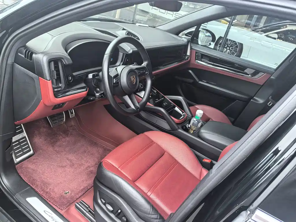 Porsche Cayenne — миниатюра 4