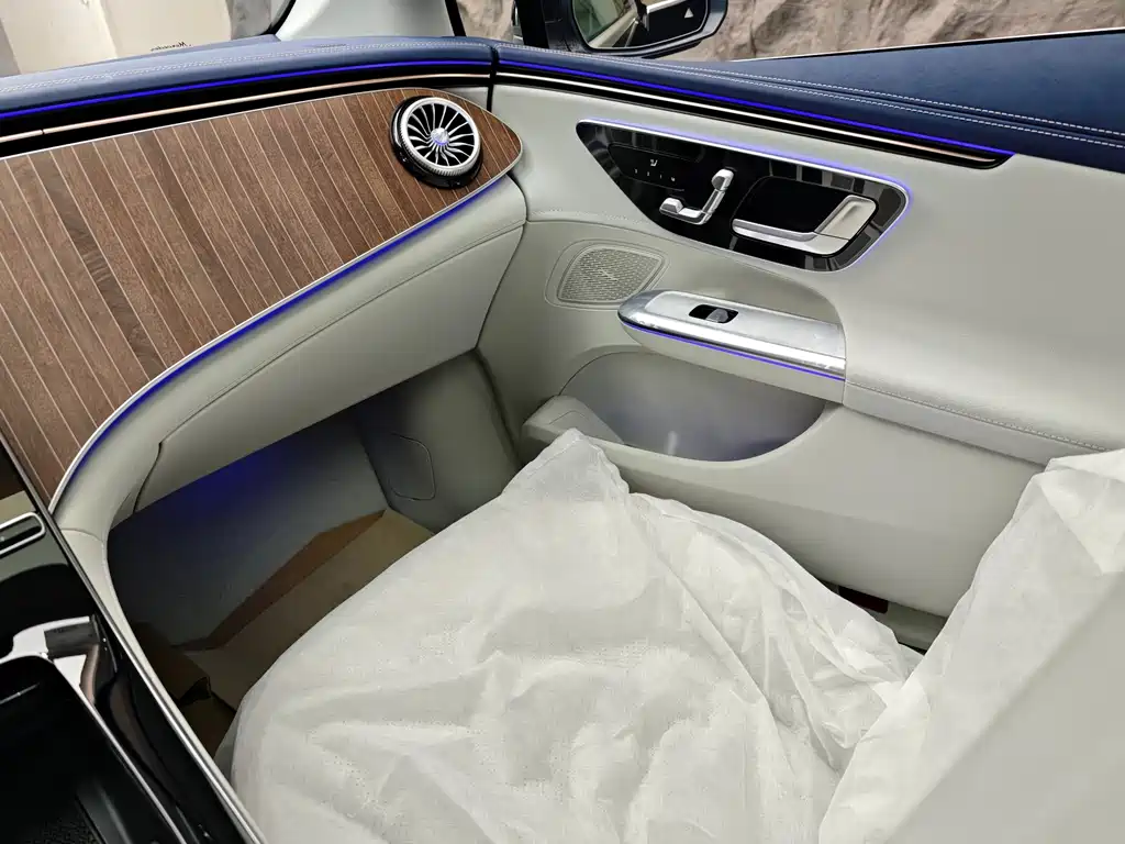 Mercedes-Benz EQE 2025 500 4MATIC