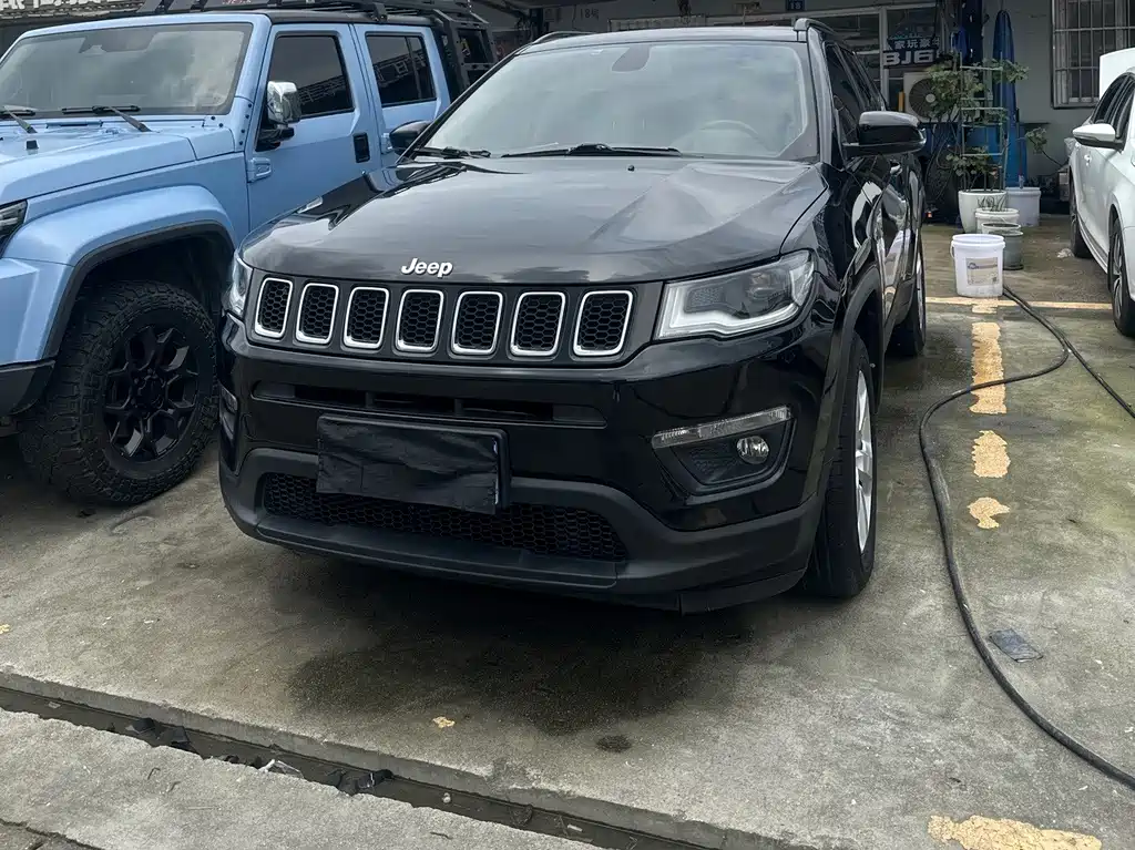 Jeep Compass — миниатюра 3