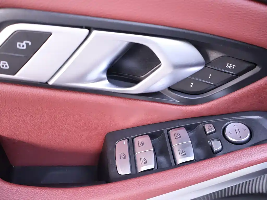 BMW 3 Series — миниатюра 17
