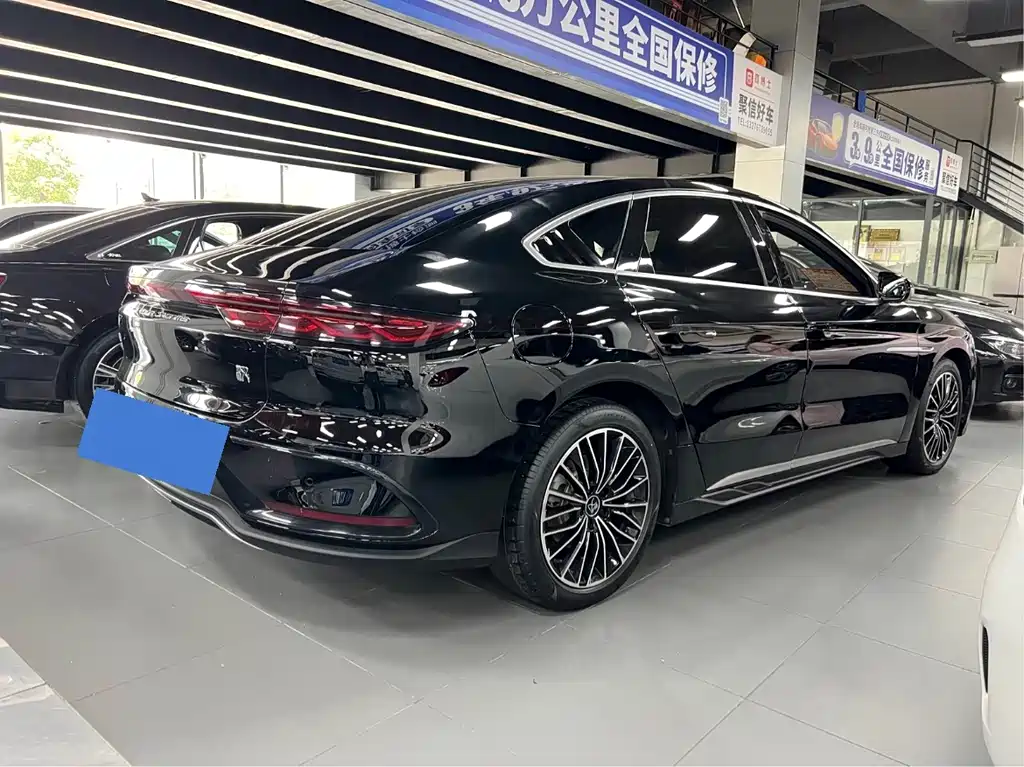 BYD Han — миниатюра 14