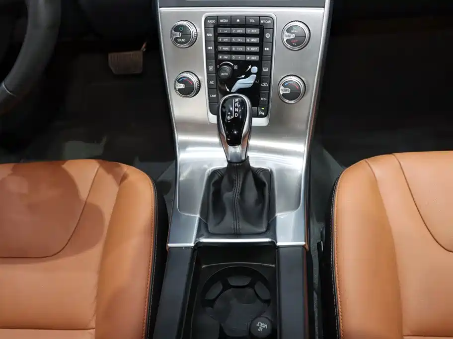 Volvo S60 — миниатюра 15