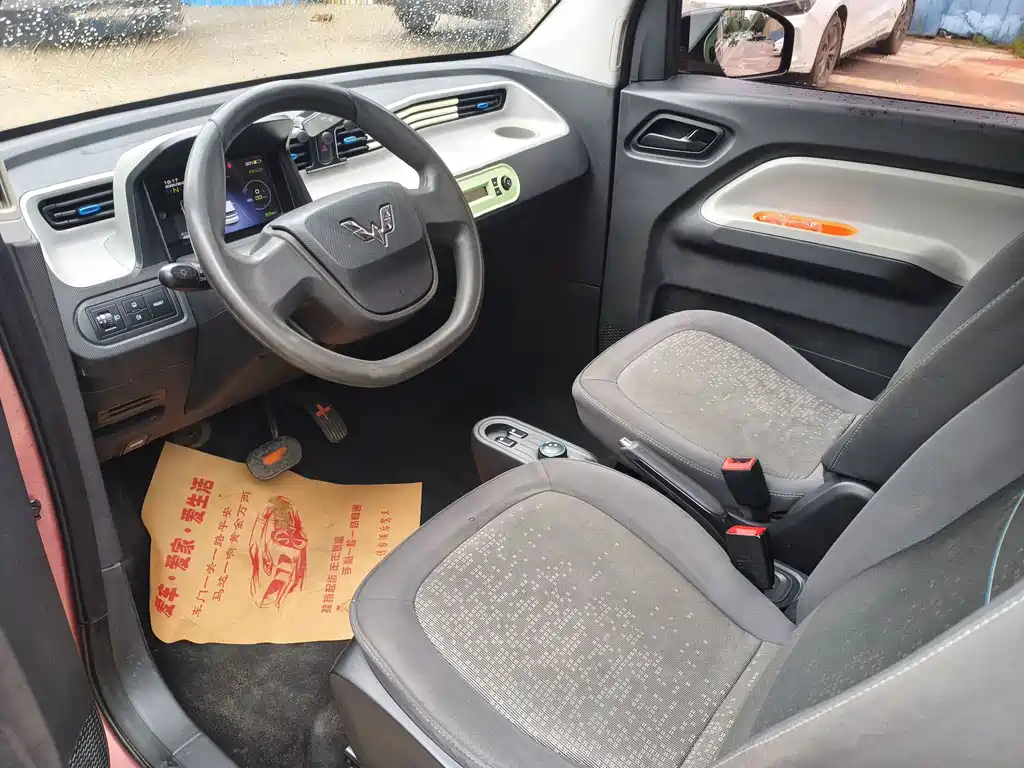 Wuling MINIEV — миниатюра 13