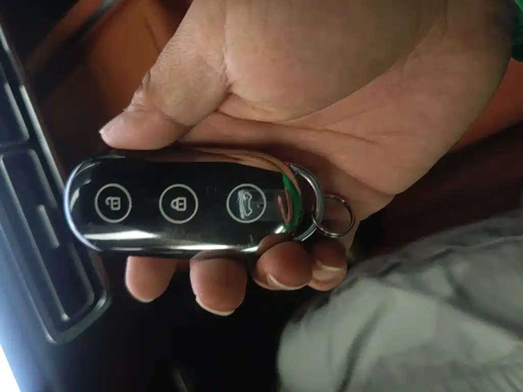 Li Auto Li L9 — миниатюра 9