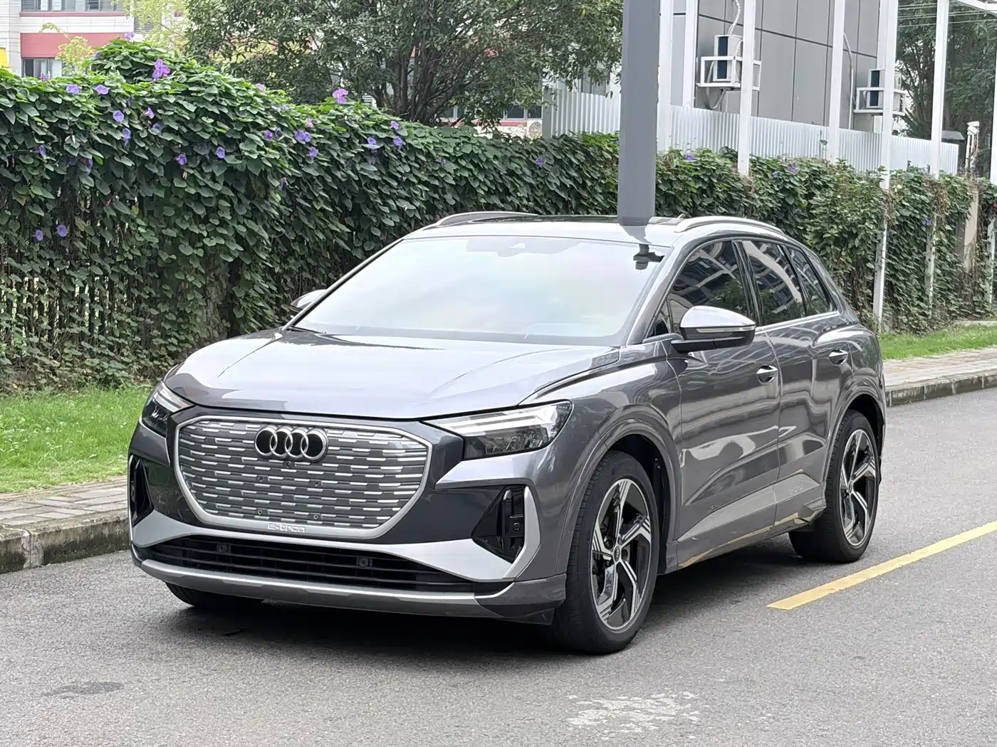 Audi 奥迪Q4 e-tron