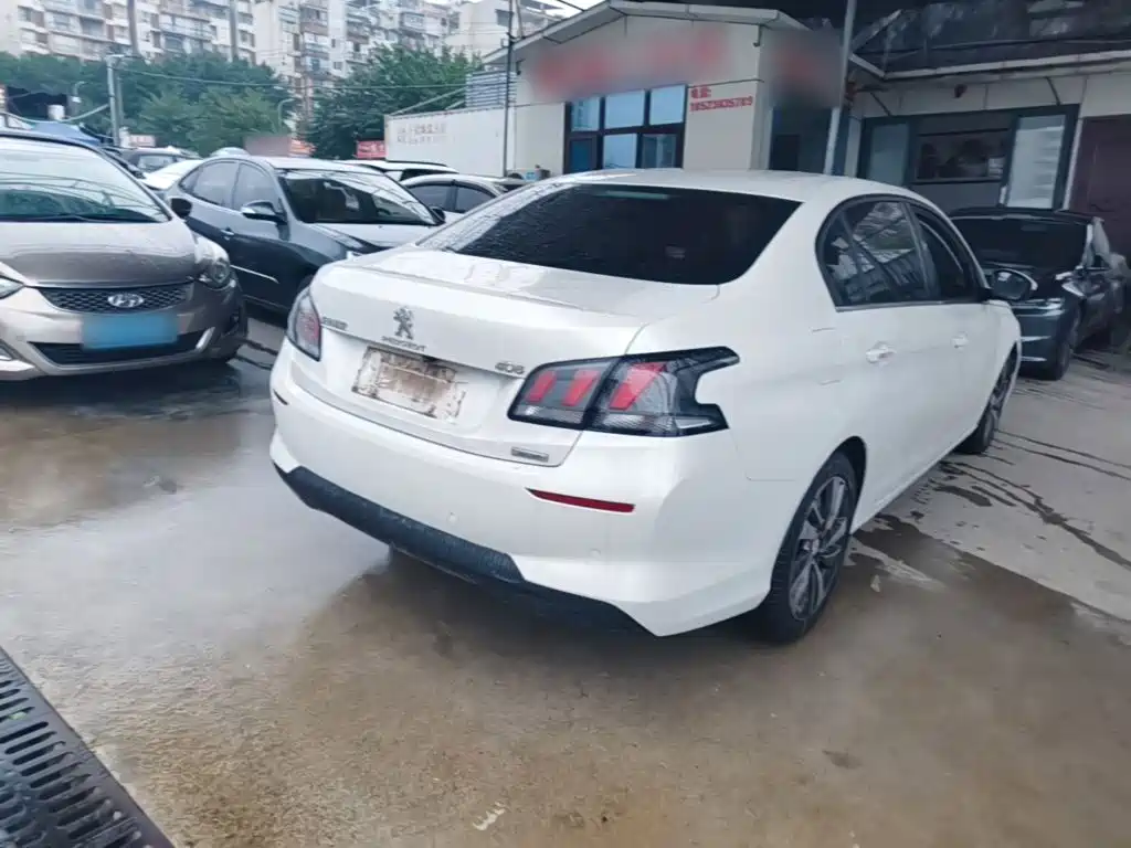Peugeot 408 — миниатюра 7