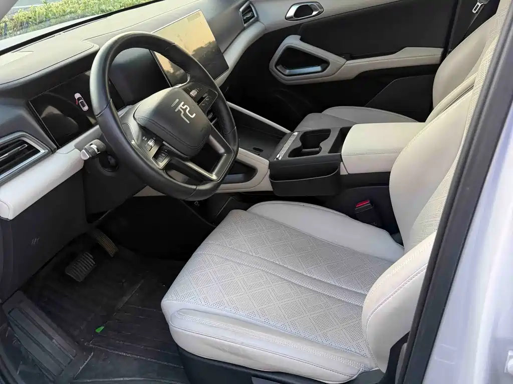 BYD Yuan UP — миниатюра 3
