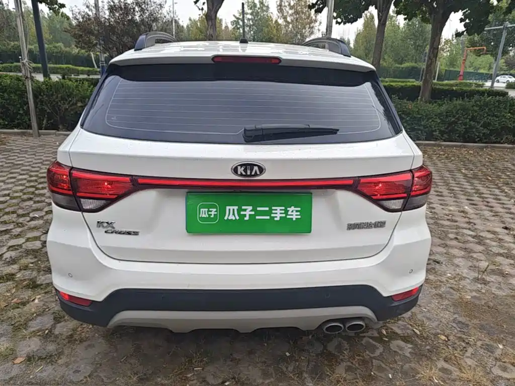 Kia KX Cross — миниатюра 6