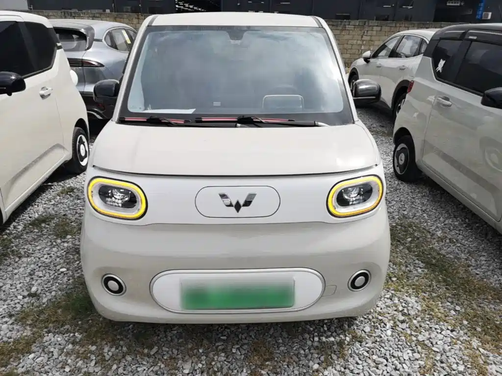 Wuling MINIEV — миниатюра 3