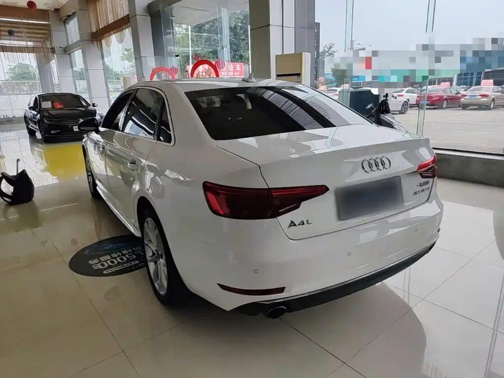 Audi A4L — миниатюра 5