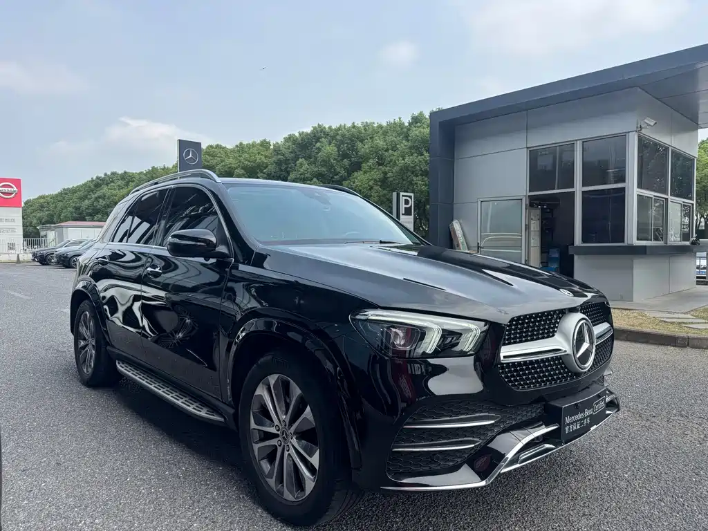 Mercedes-Benz GLE (Import) — миниатюра 3