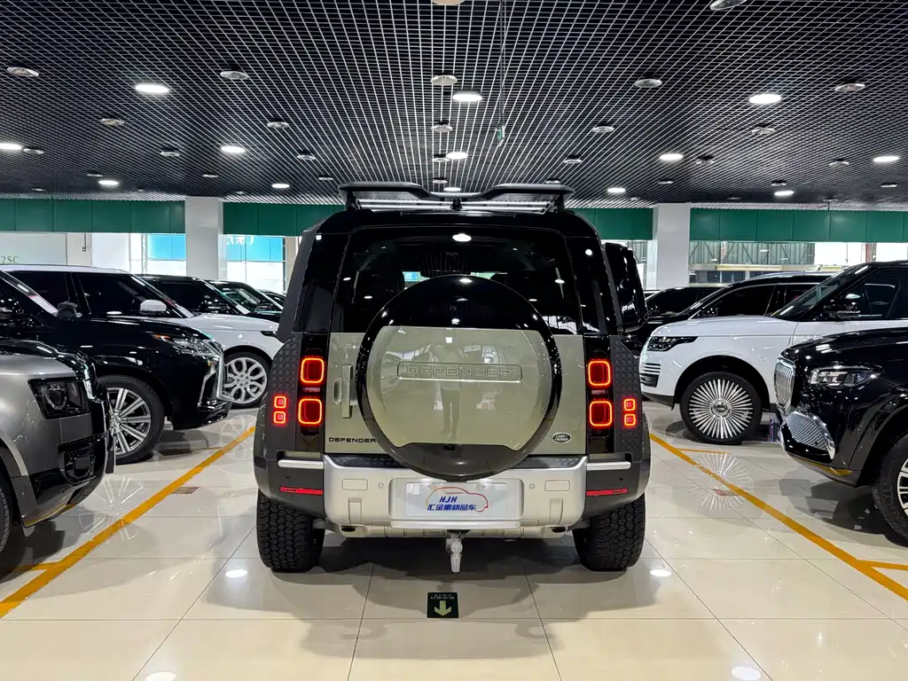Land Rover Defender — миниатюра 15