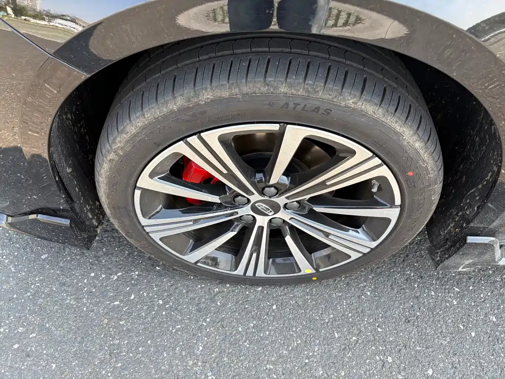 Geely Xingrui — миниатюра 9