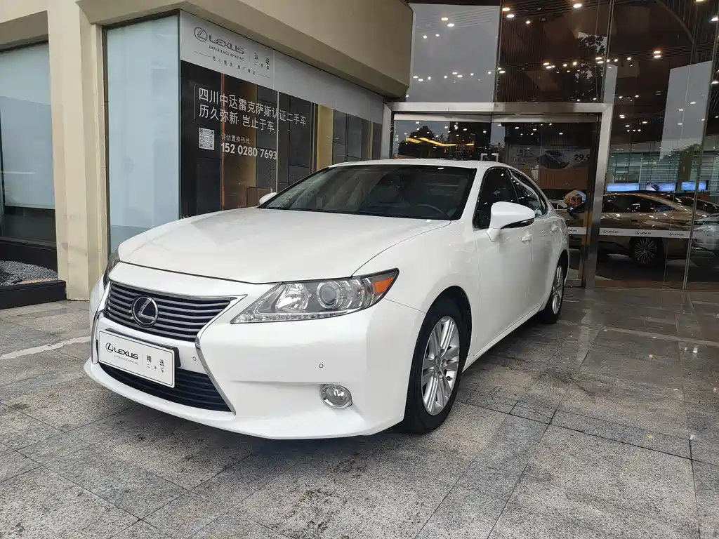 Lexus ES — миниатюра 2