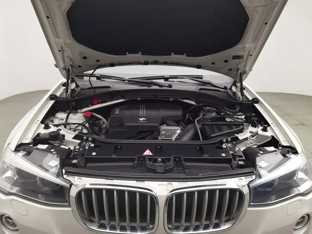 BMW X3 (Import) — миниатюра 6