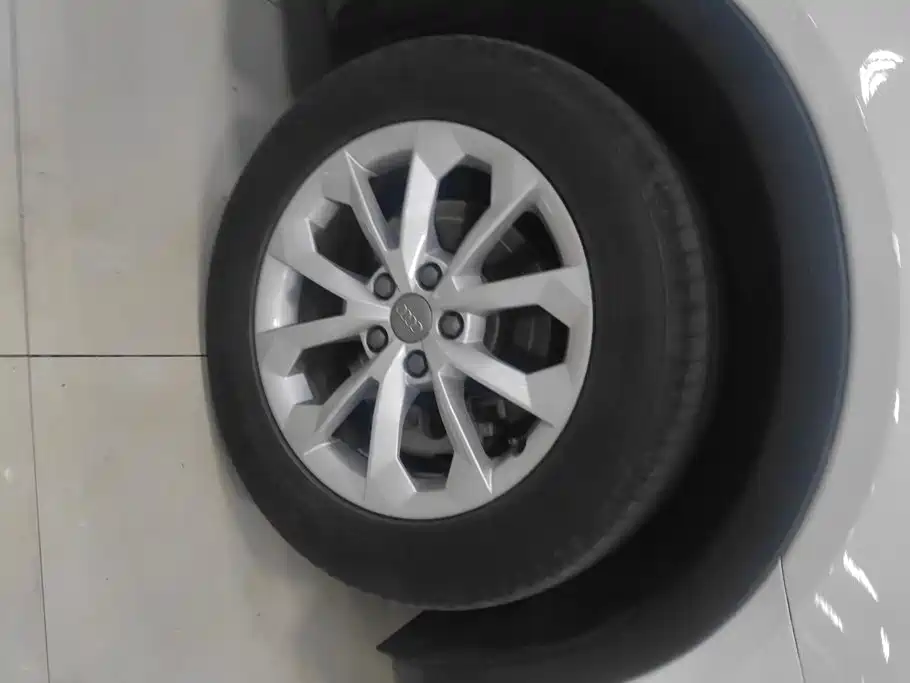 Audi Q3 — миниатюра 6