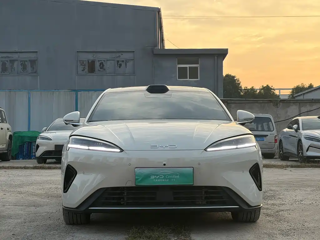 BYD Seal 07 DM-i — миниатюра 2
