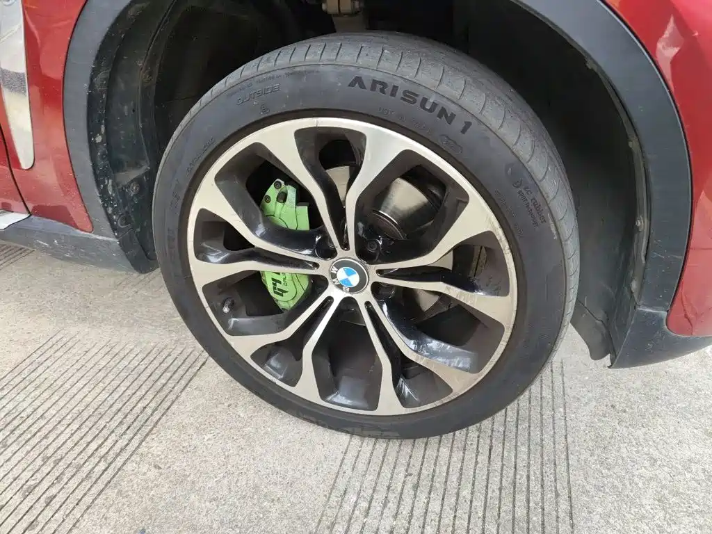 BMW X6 — миниатюра 24