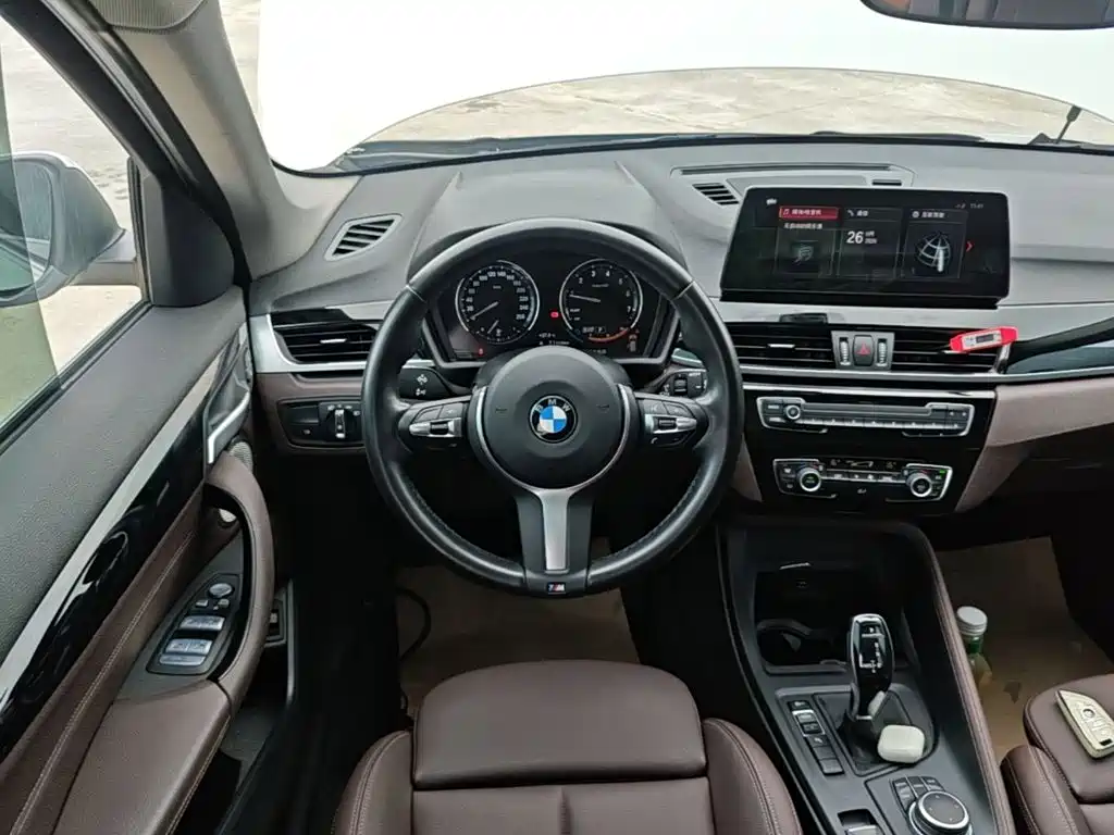 BMW X1 — миниатюра 11