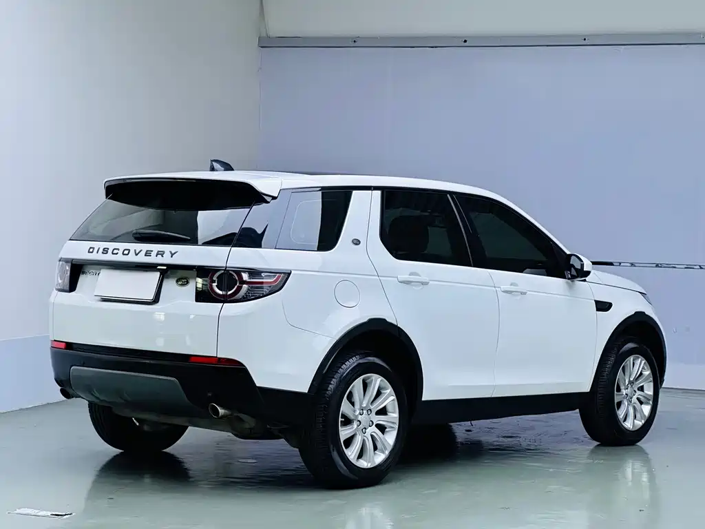 Land Rover Discovery Sport — миниатюра 6