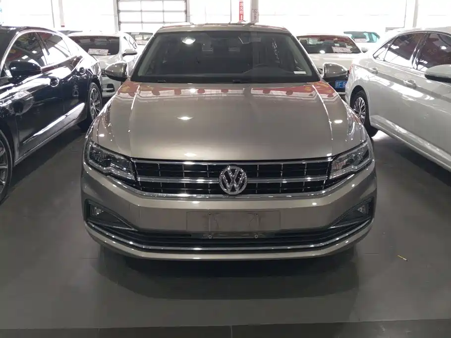 Volkswagen Bora — миниатюра 2