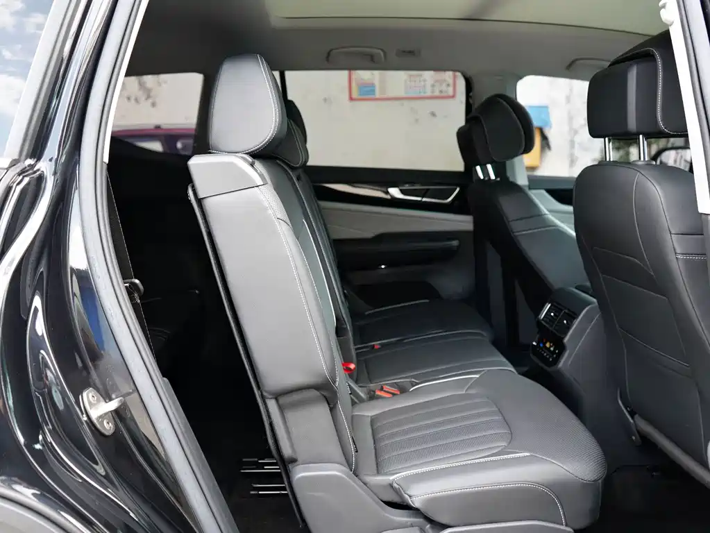 Volkswagen Teramont — миниатюра 11