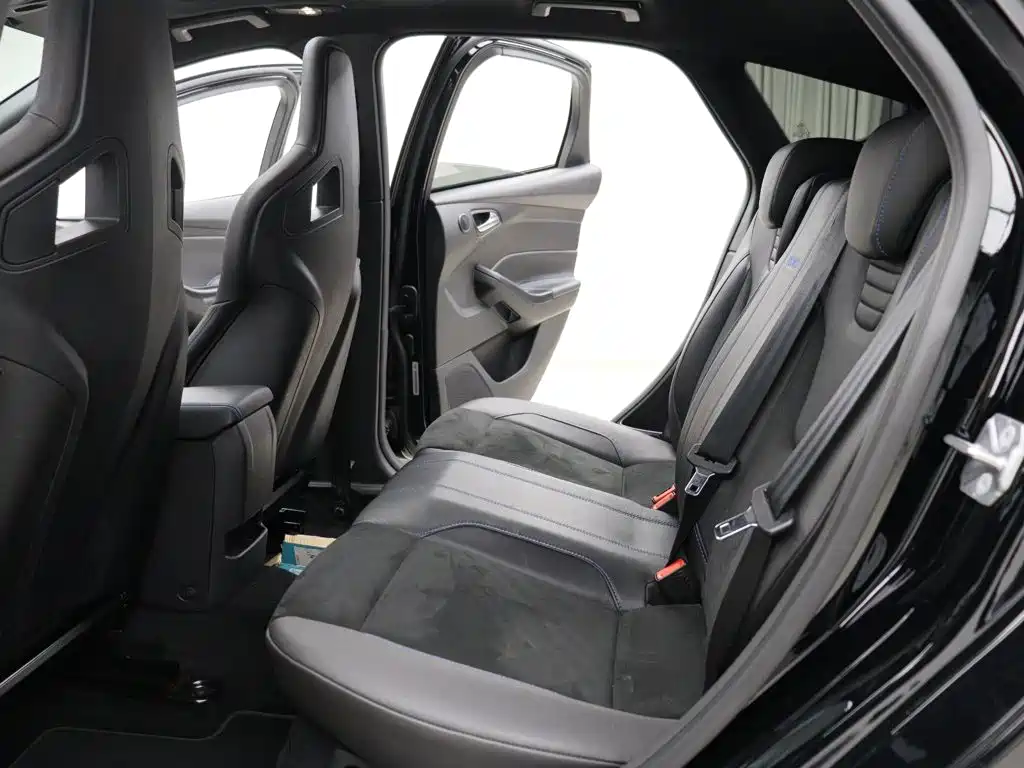 Ford Focus (Import) — миниатюра 6