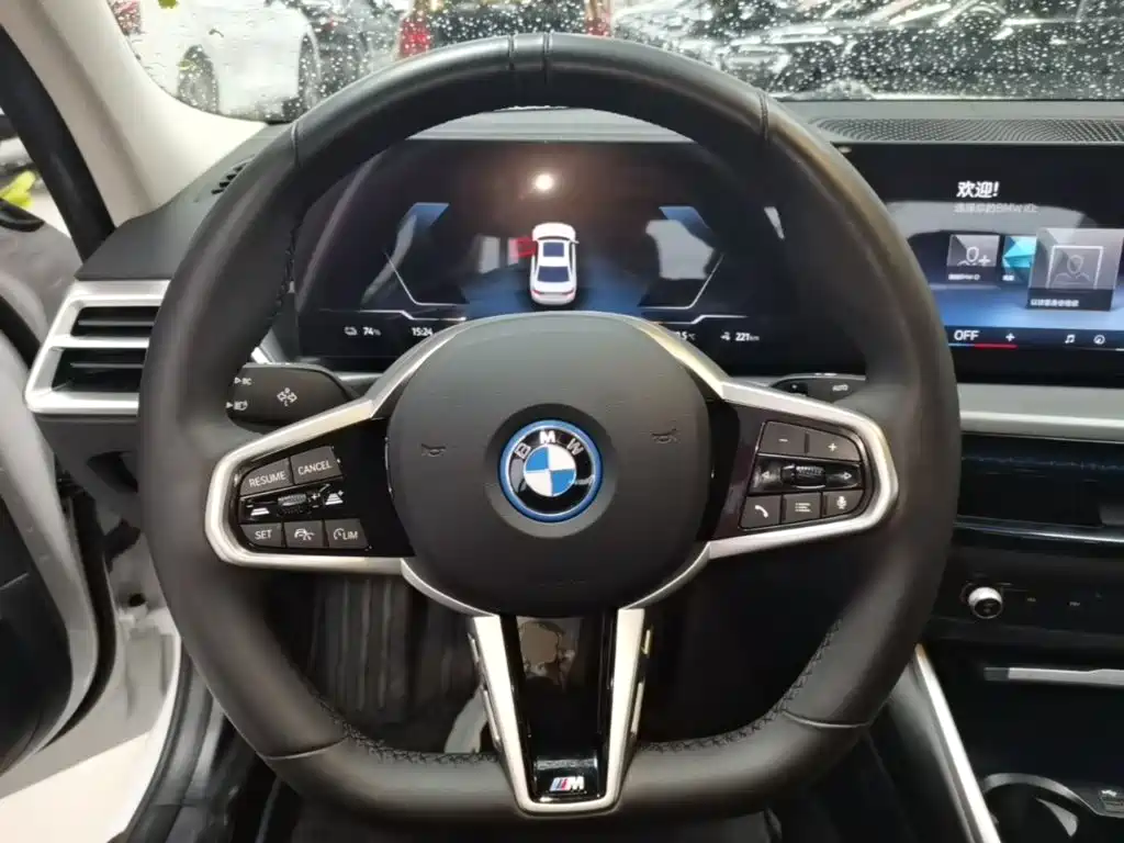 BMW i3 — миниатюра 11