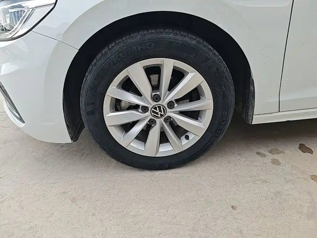 Volkswagen Bora — миниатюра 23