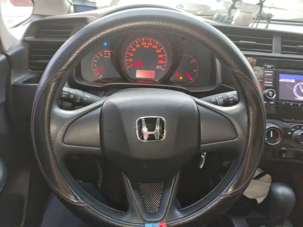 Honda Fit — миниатюра 11