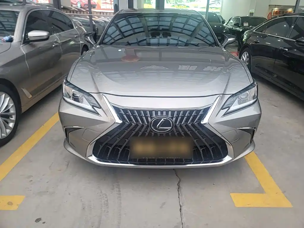 Lexus ES — миниатюра 3