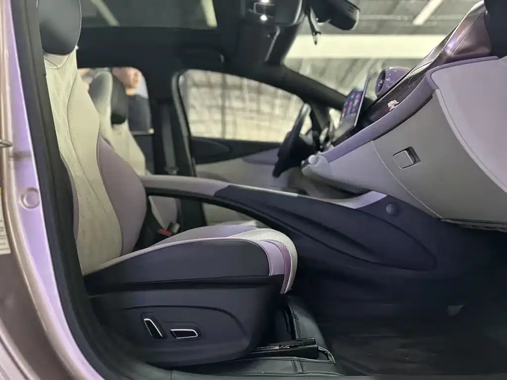 BYD Dolphin — миниатюра 12