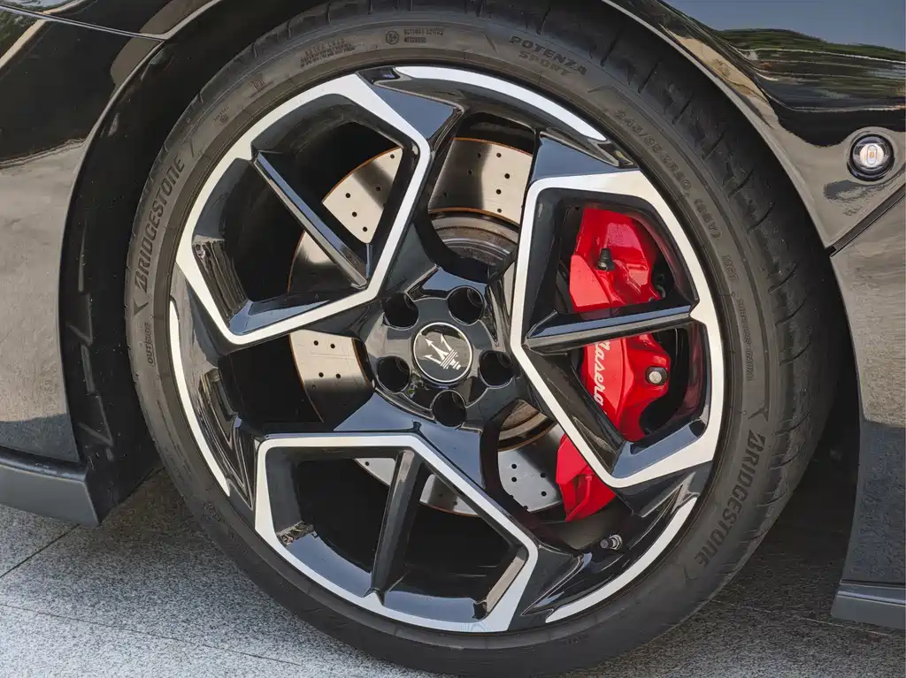 Maserati MC20 3.0T Standard Edition, фото 5