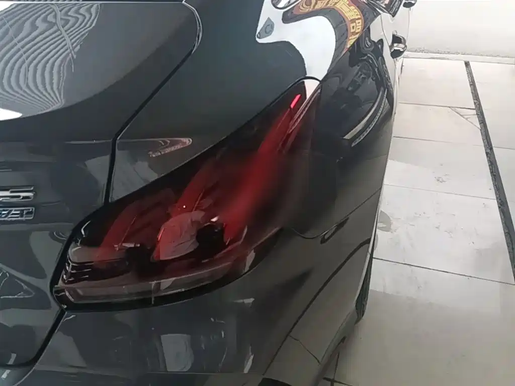 MG 5 2023 180DVVT CVT Luxury