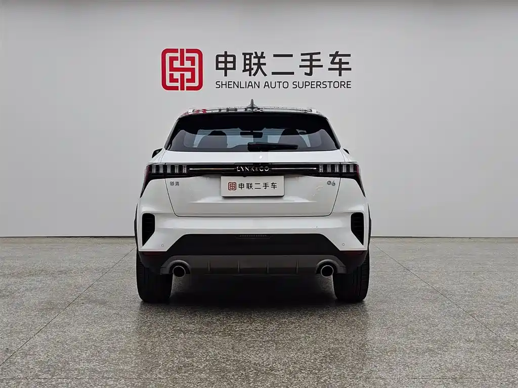 Lynk & Co 06 2020 1.5T Pro