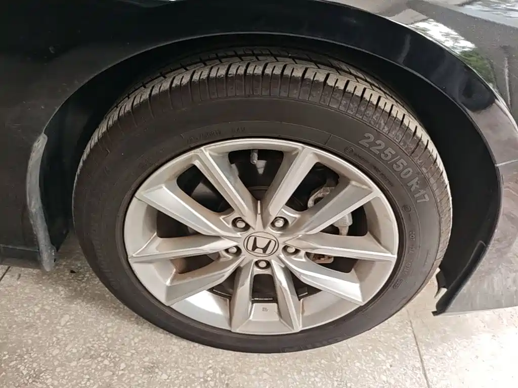 Honda Accord — миниатюра 12