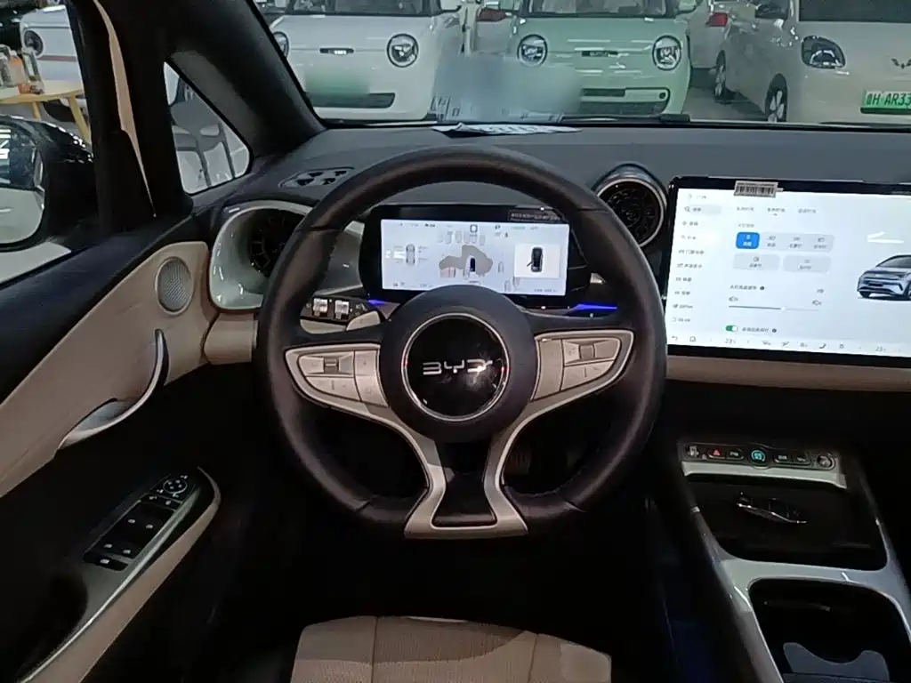 BYD Dolphin — миниатюра 11
