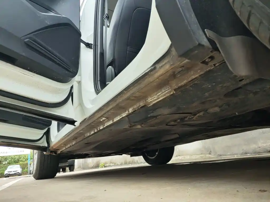 Volkswagen Tiguan L — миниатюра 22