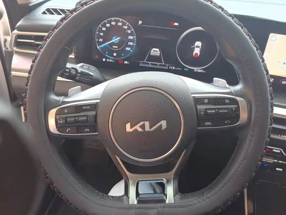 Kia K5 — миниатюра 15