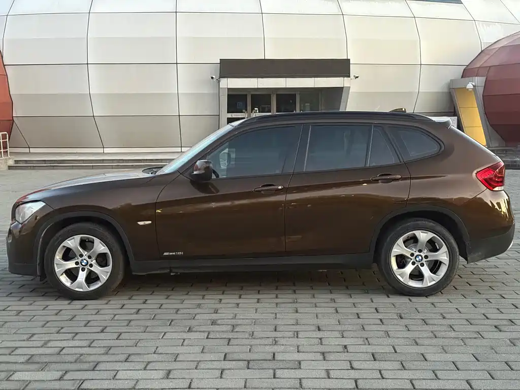 BMW X1 (Import) — миниатюра 7