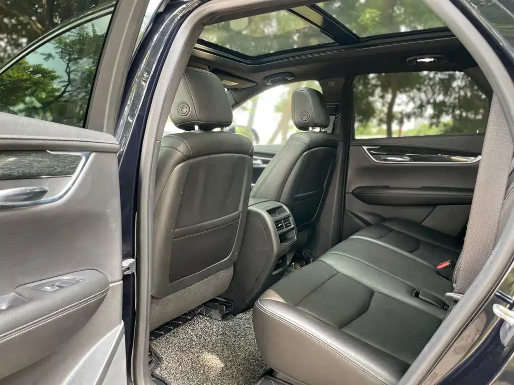 Cadillac XT5 — миниатюра 12