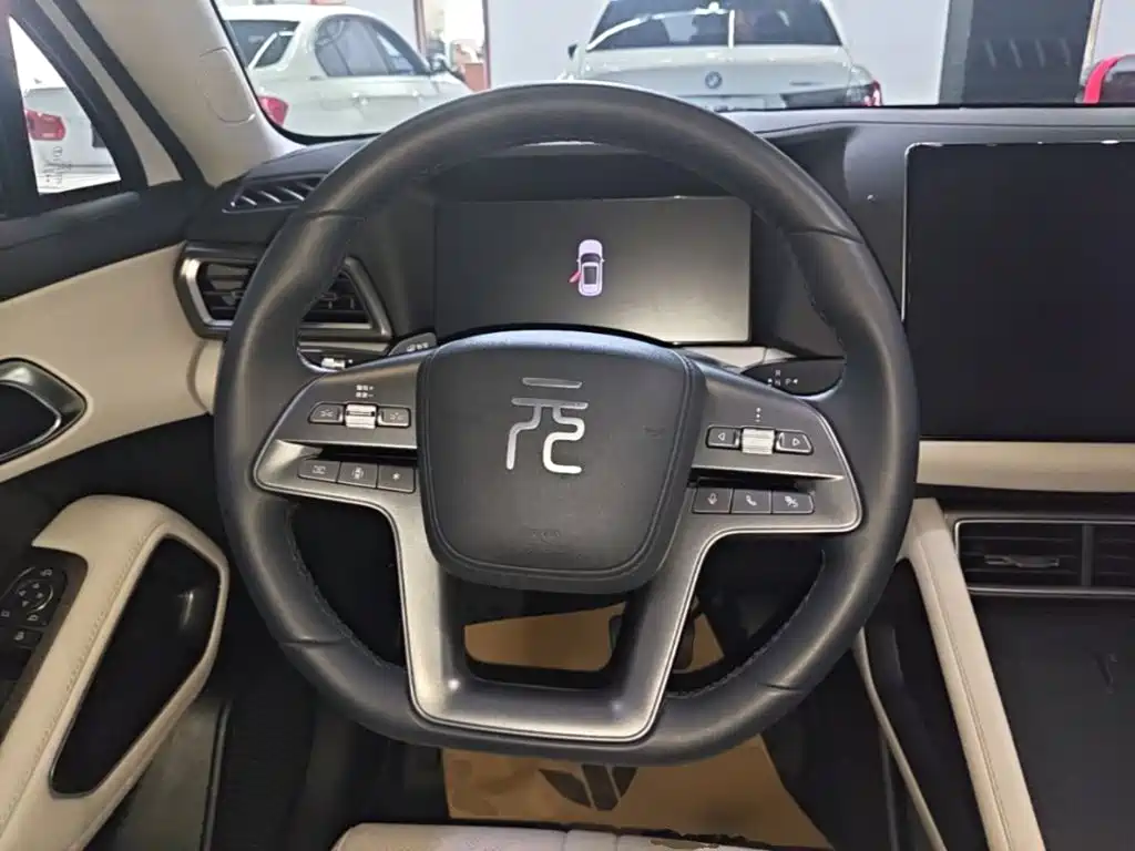 BYD Yuan UP — миниатюра 11