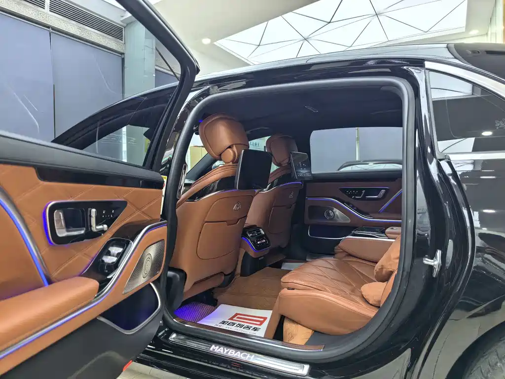 Mercedes-Benz S-Class — миниатюра 14
