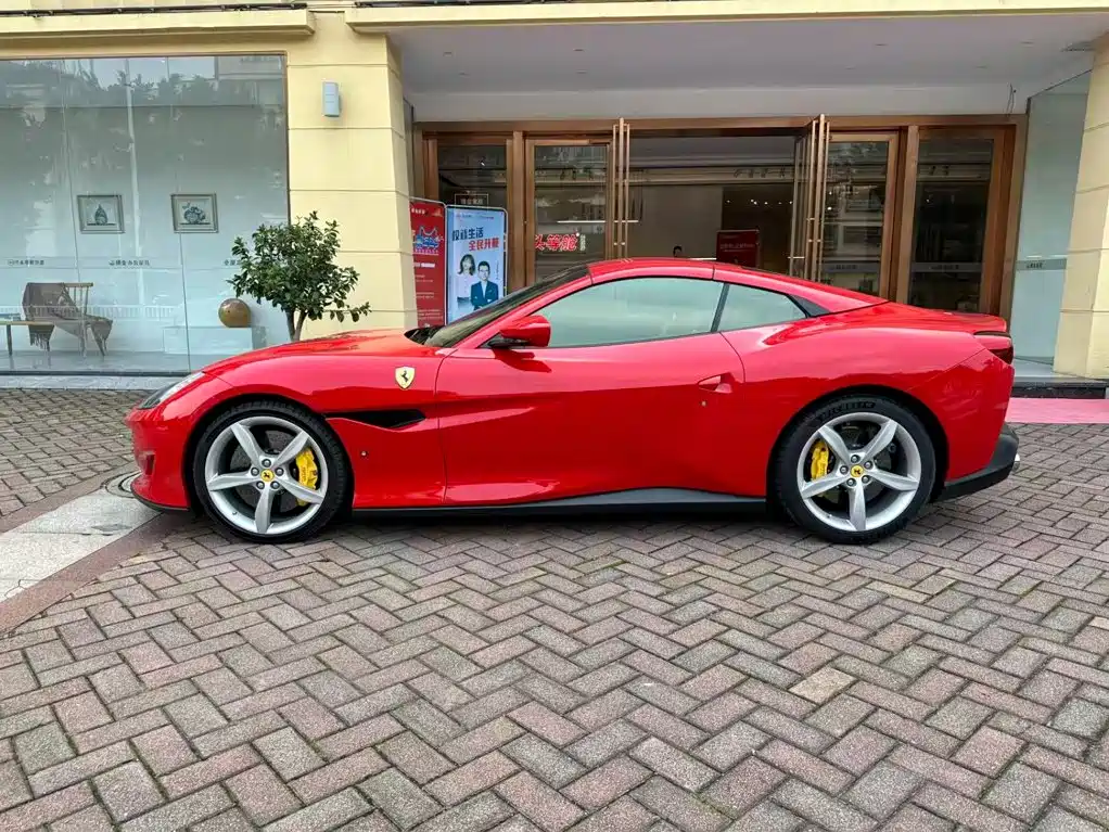 Ferrari Portofino — миниатюра 2