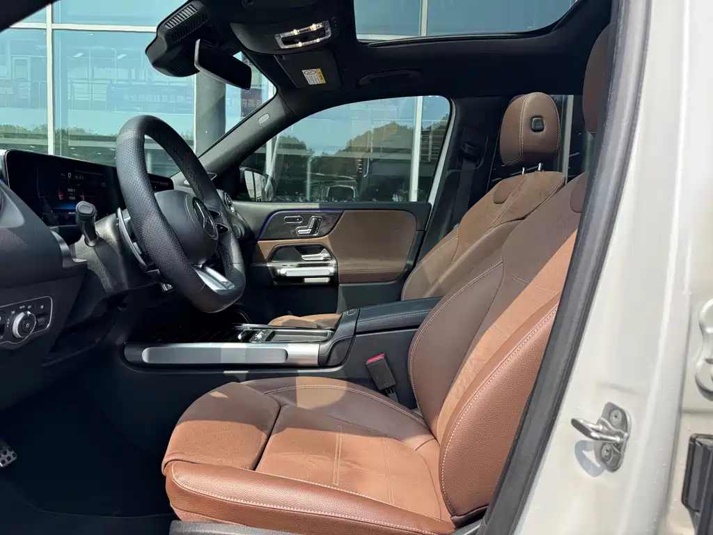 Mercedes-Benz GLB AMG — миниатюра 14