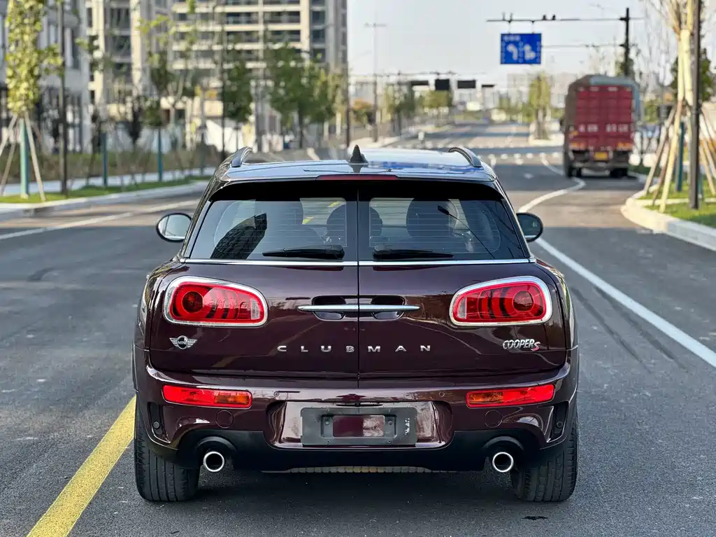 MINI Mini Clubman — миниатюра 7