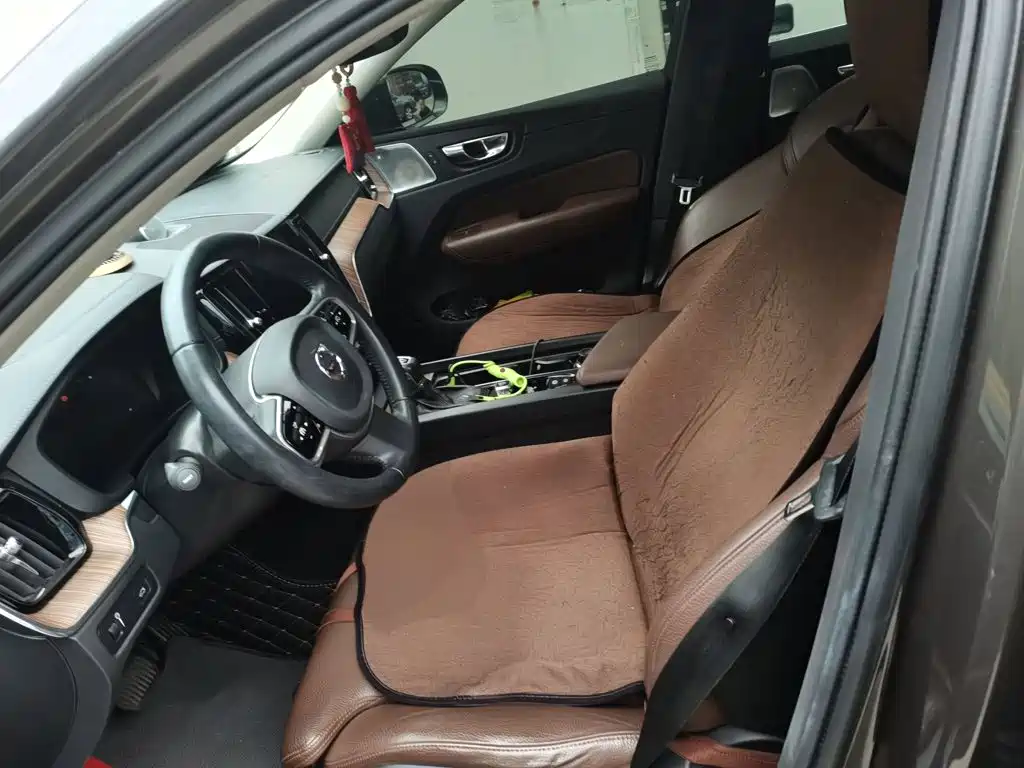 Volvo XC60 — миниатюра 8
