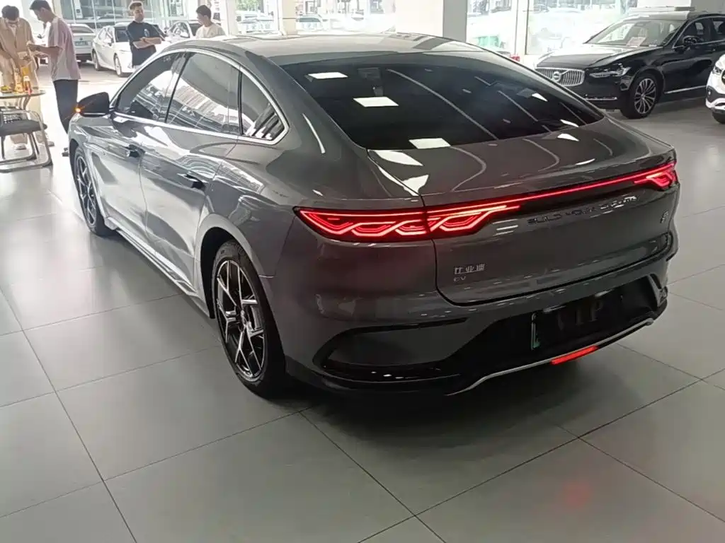 BYD Han — миниатюра 5