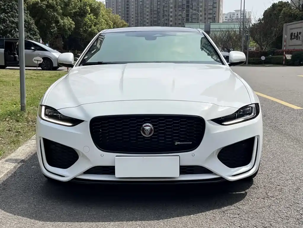 Jaguar XEL 2021 2.0T 250PS Sport